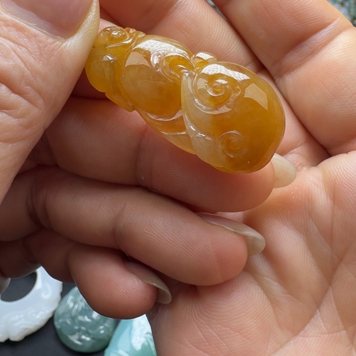 ල***࿐翡翠18K金镶嵌吊坠(不含链)