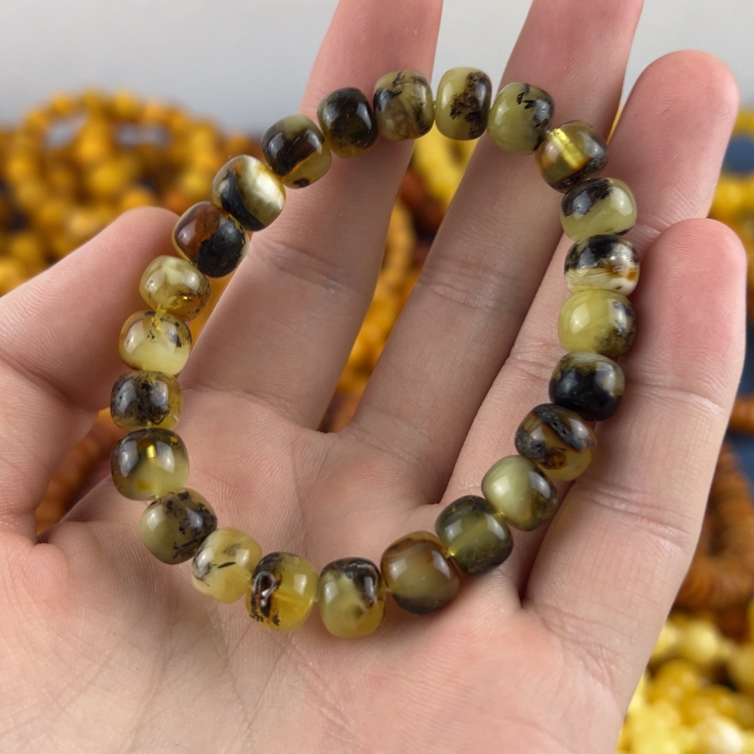 琥珀未镶嵌珠宝奇石