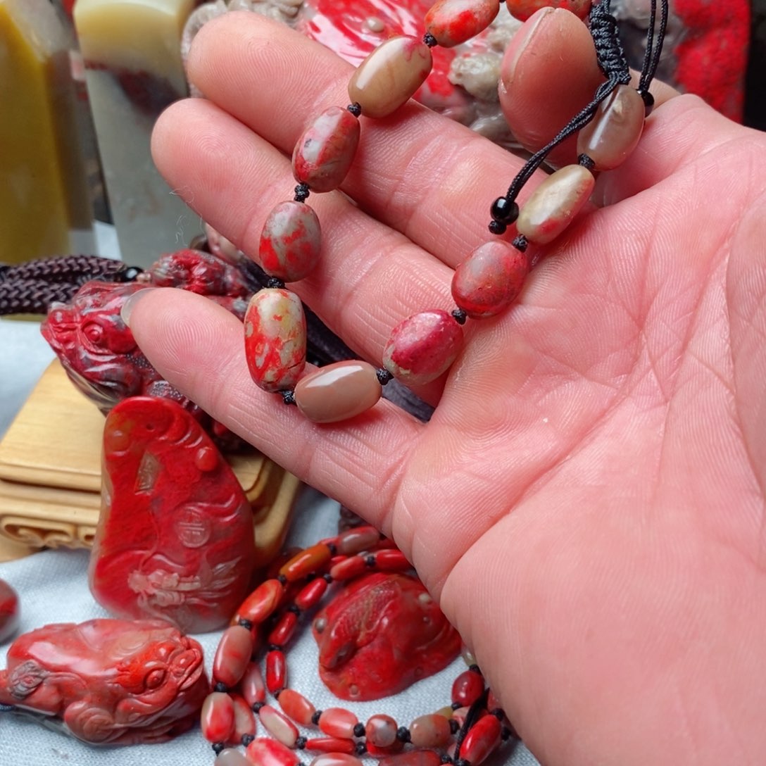 昌化鸡血石用****5昌化鸡血石手链