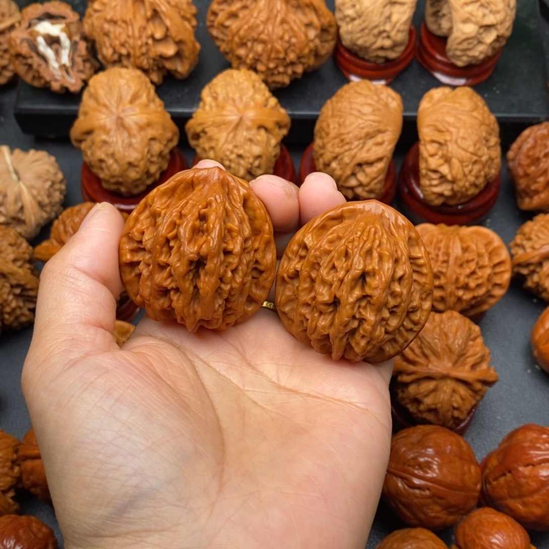 偏***人文玩核桃把件虎头