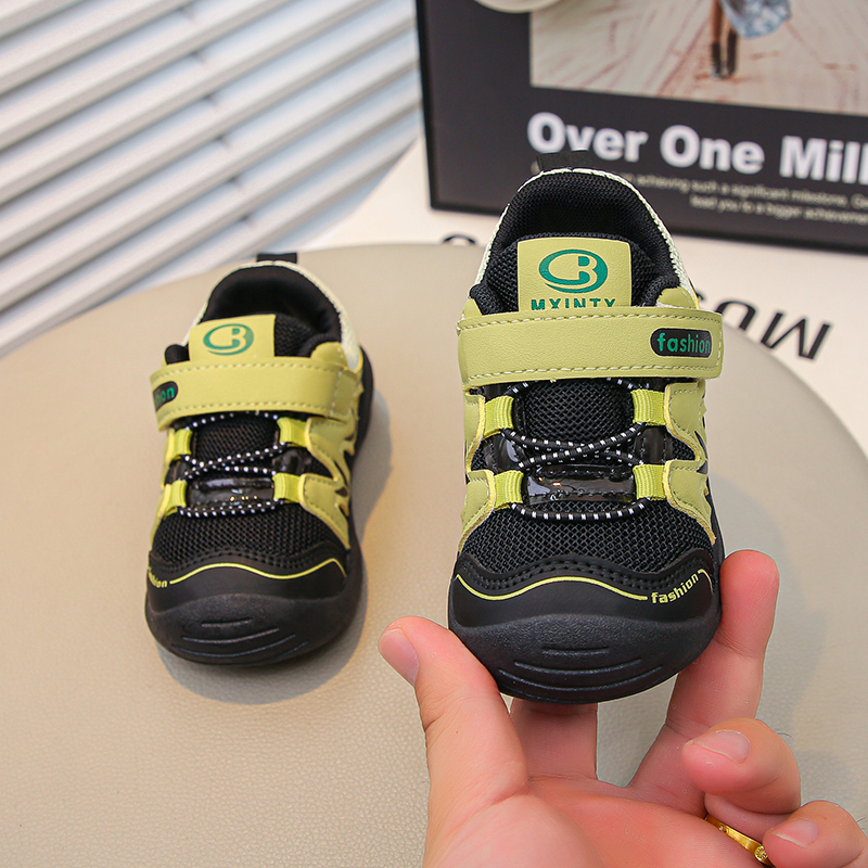 柜柜精品童鞋按主播的号码下单签收后不退不换