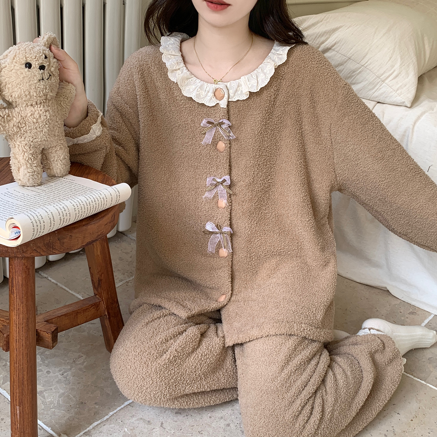 秋冬季睡衣女款爆款2025新款加绒加厚珊瑚绒半边绒套装保暖家居服