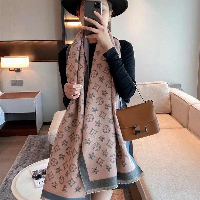 秋冬氛围感围巾 加长加宽设计 保暖 C1084