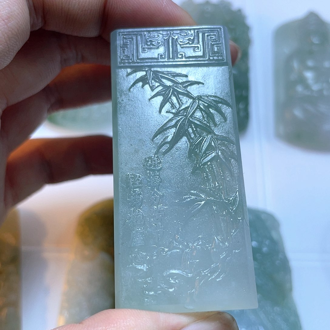 定制翡翠未镶嵌毛货