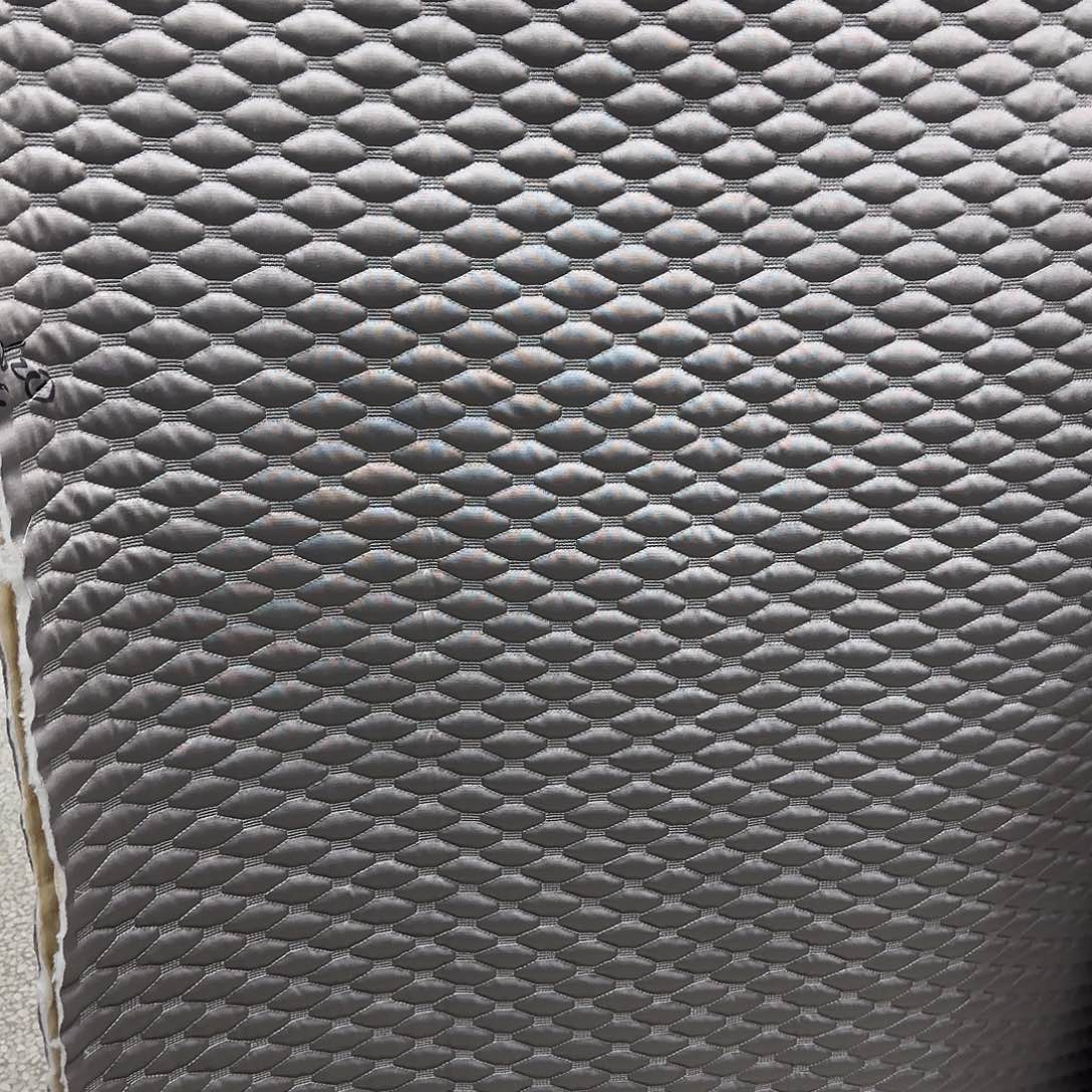 230元10米的大闸门和一座