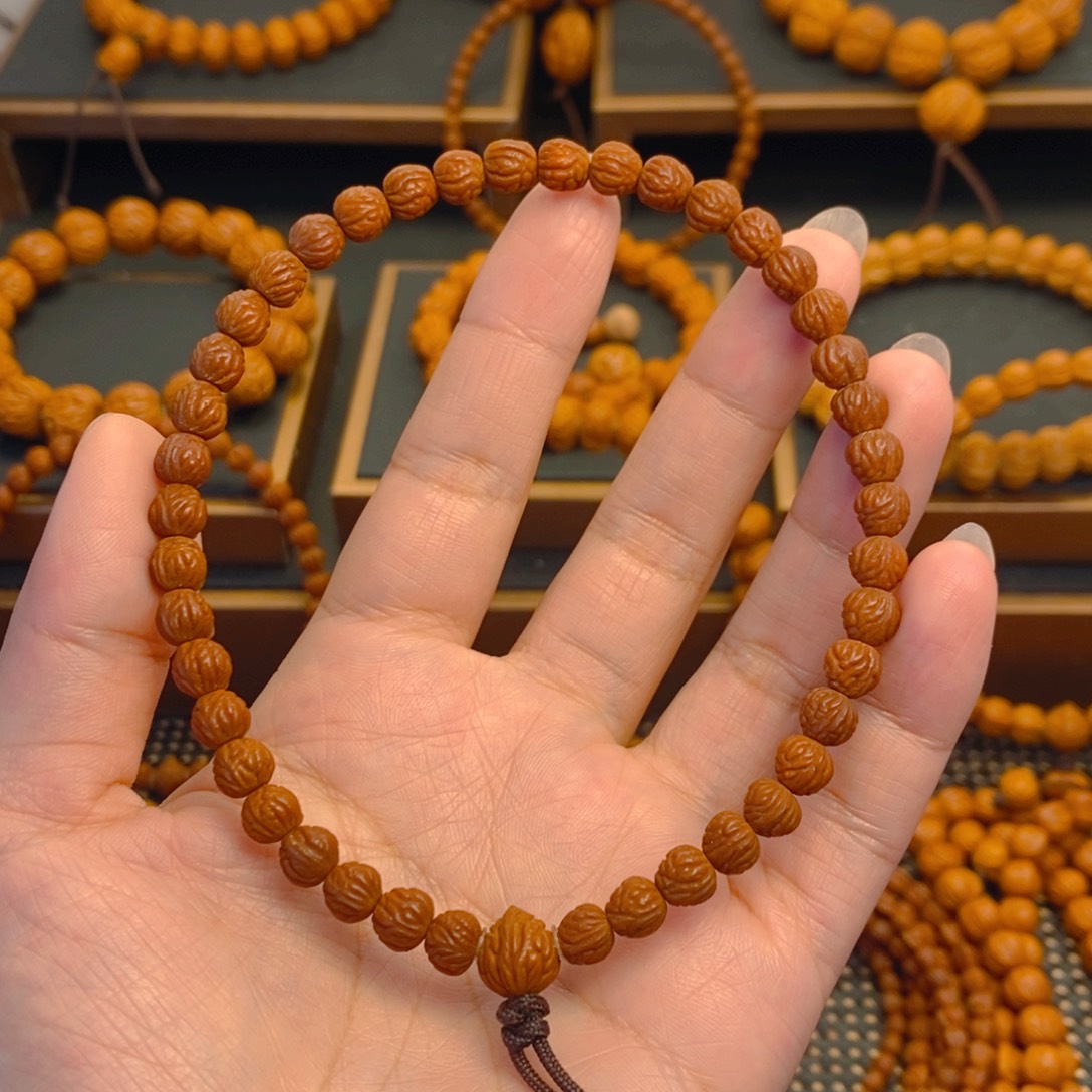 摩***呀吊坠桃核秦岭森林07