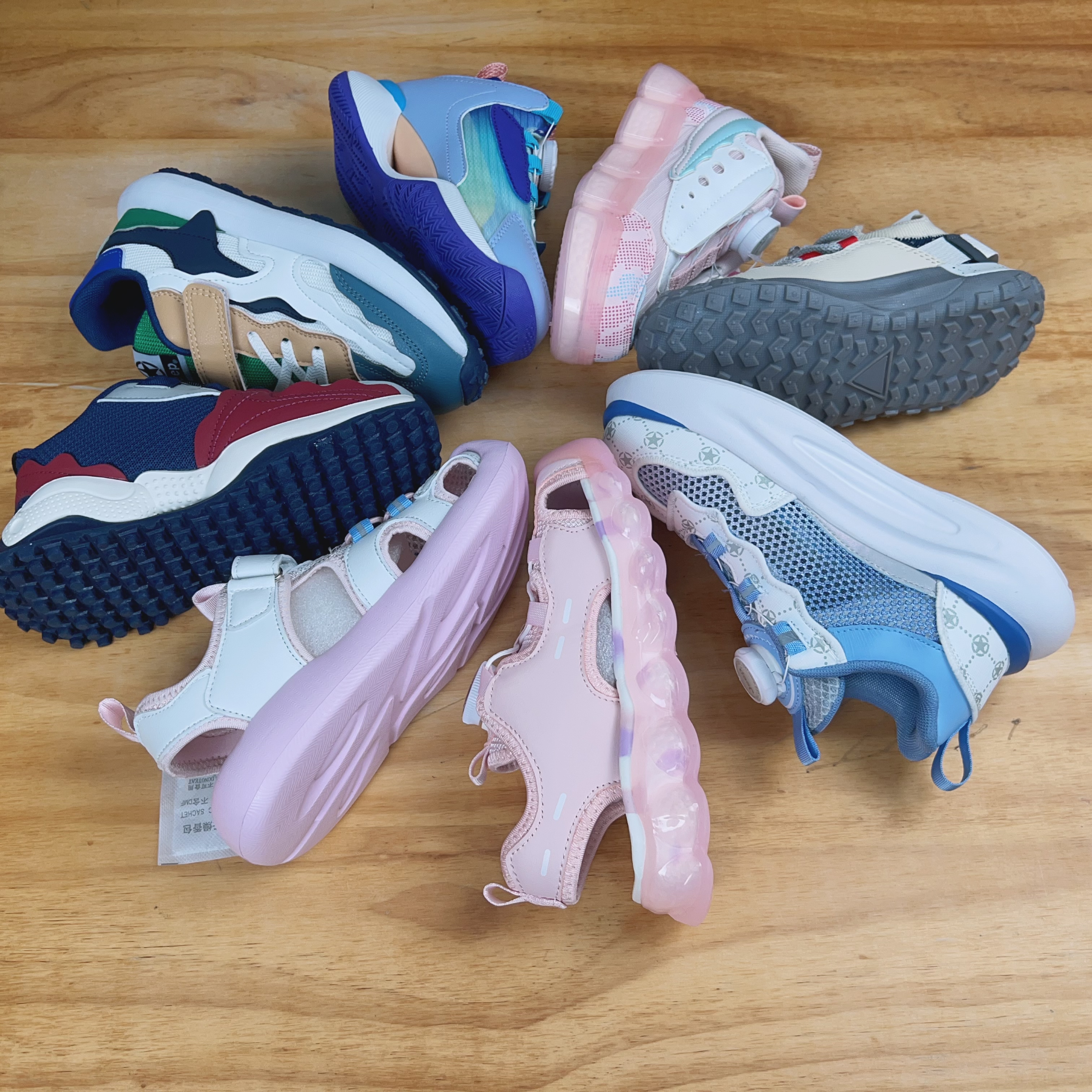 1112儿童童鞋男童女童四季皮面运动鞋透气百搭