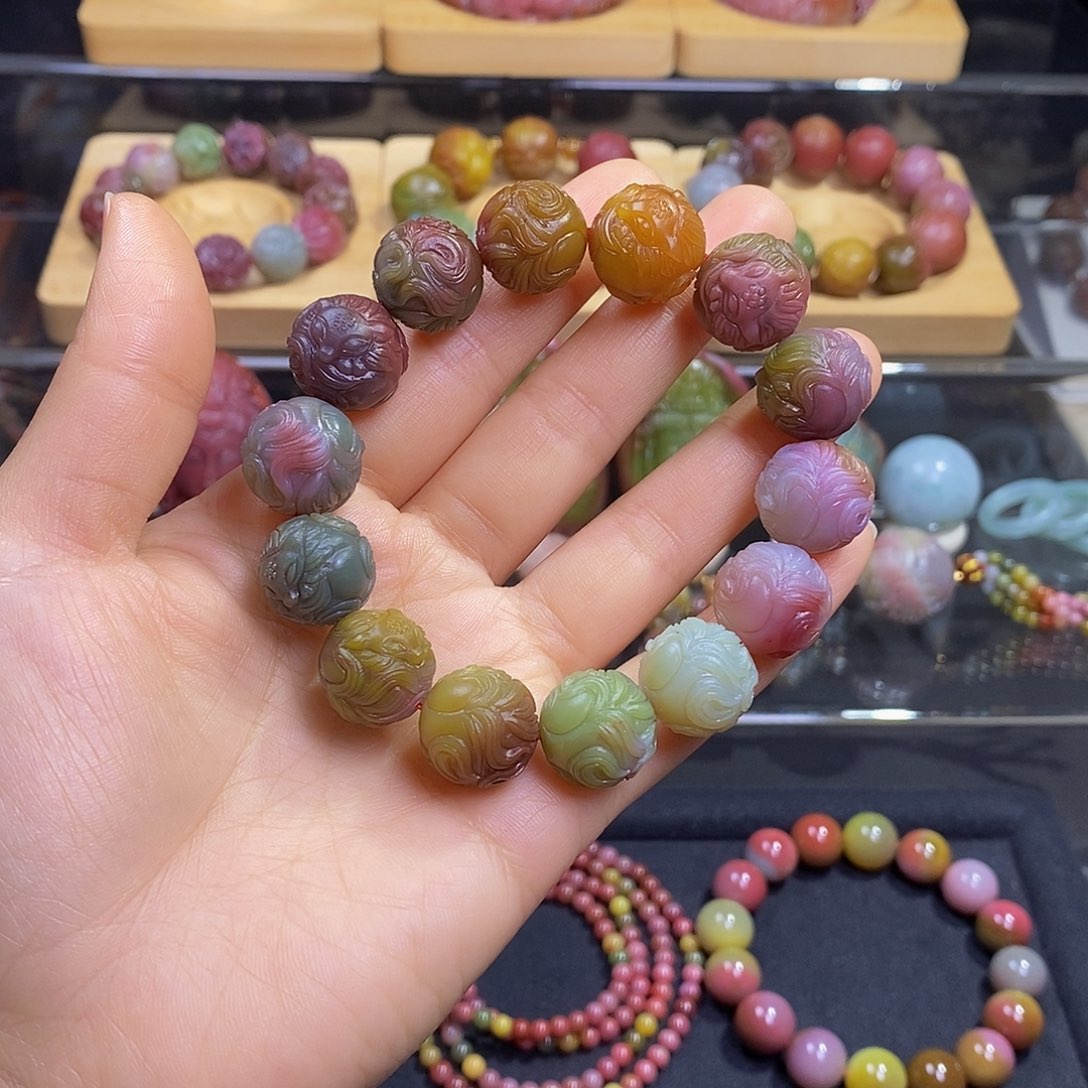 玛瑙/玉髓盐源玛瑙大漏大炸未镶嵌凤九单圈15➕