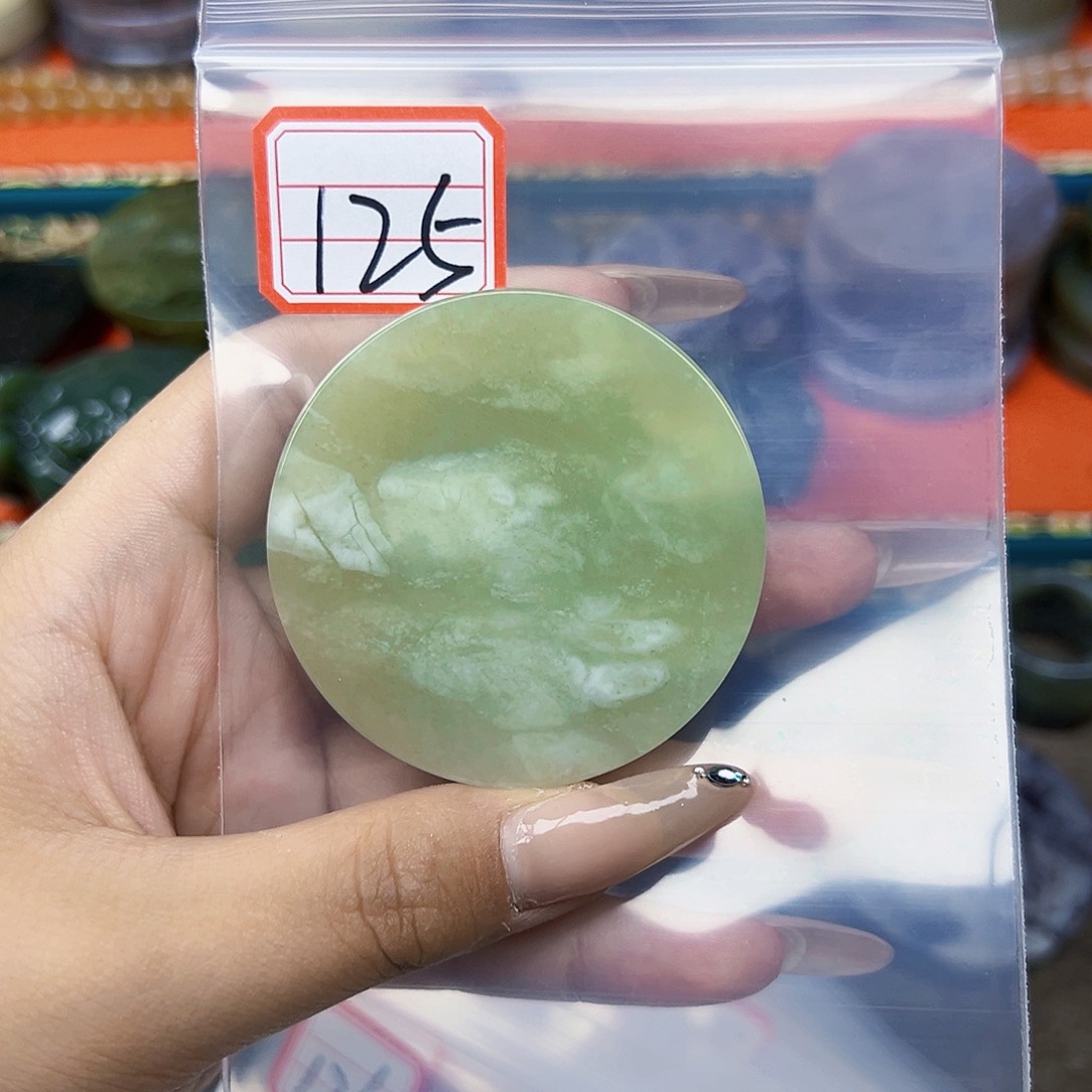 和田玉未镶嵌珠宝半成品