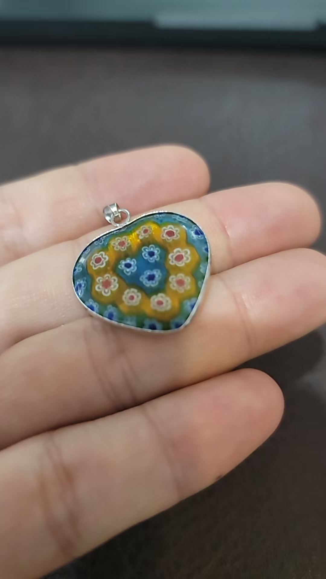 合金玻璃胸针 合金胸针中古镶嵌精美