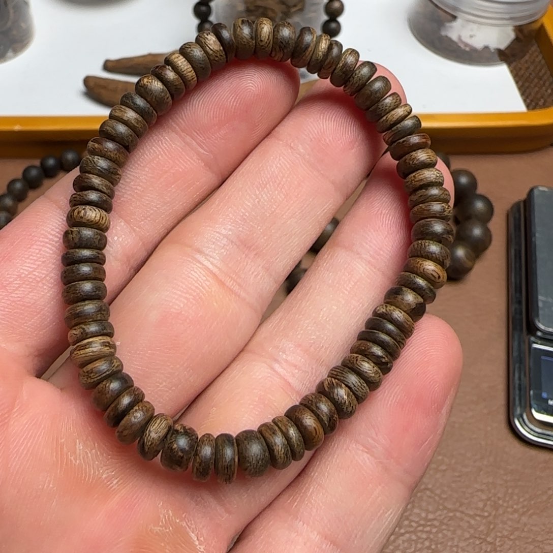 沉香碎屑沉香y*达拉干片片4.4克