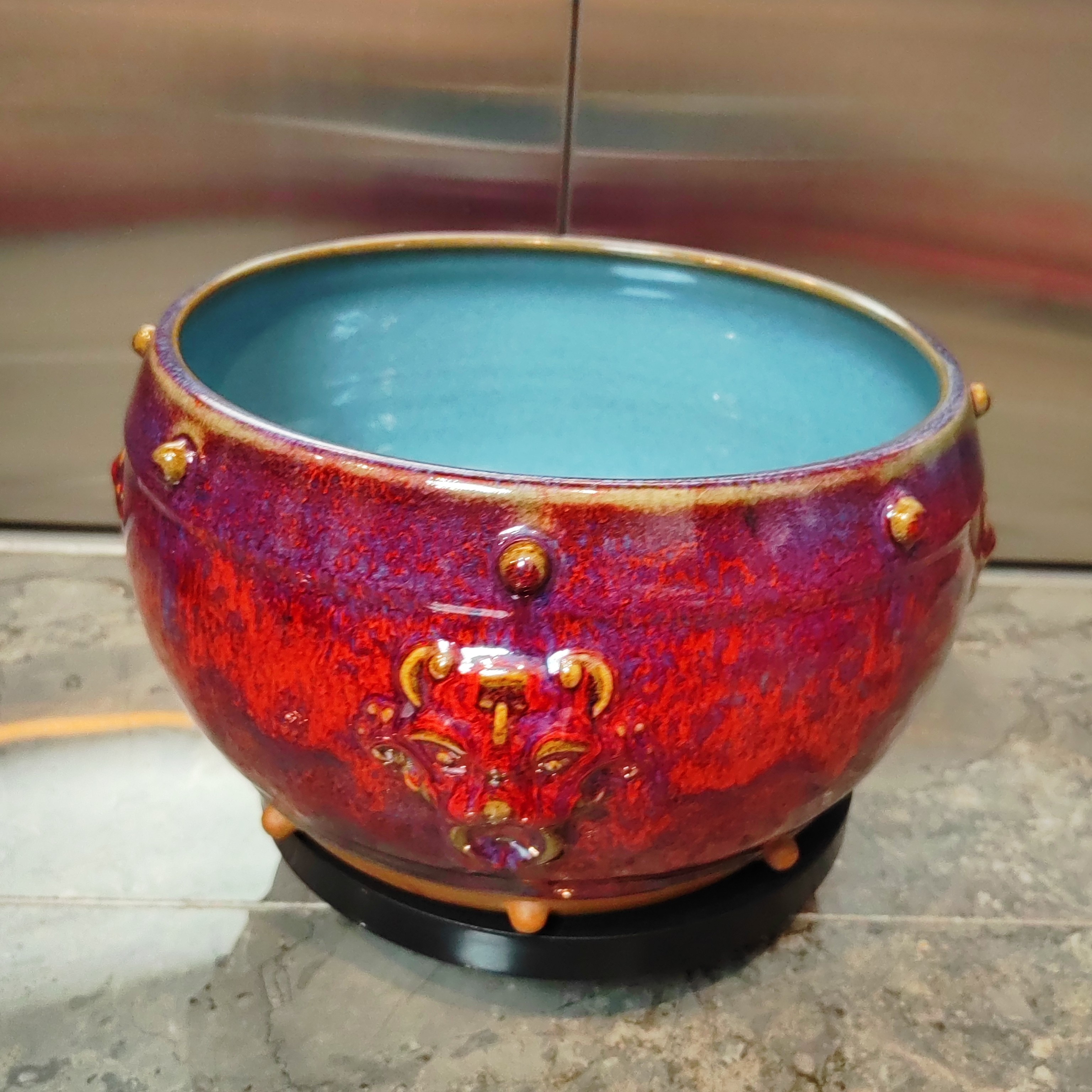 杨国政大师钧瓷手拉坯作品鼓盯益兽洗