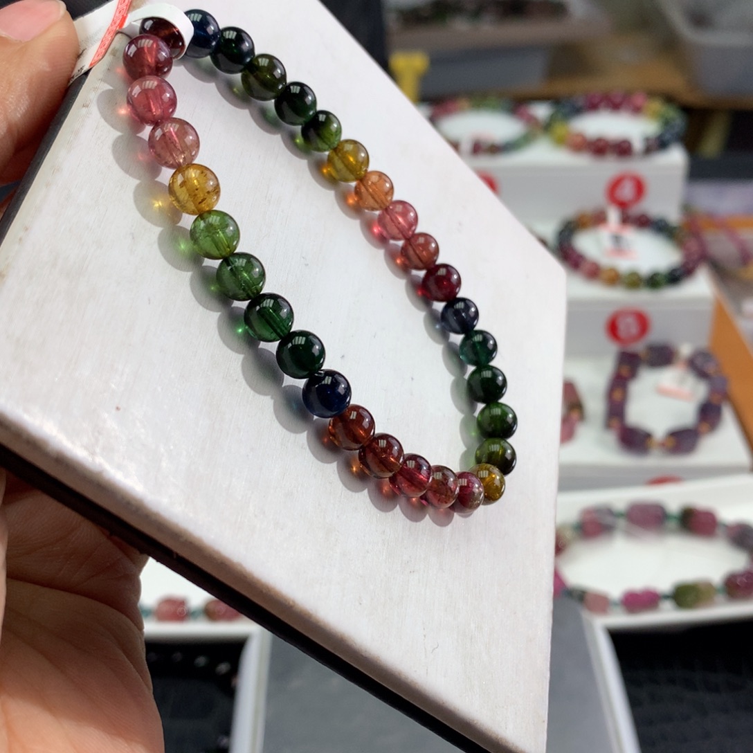 碧玺未镶嵌手链       