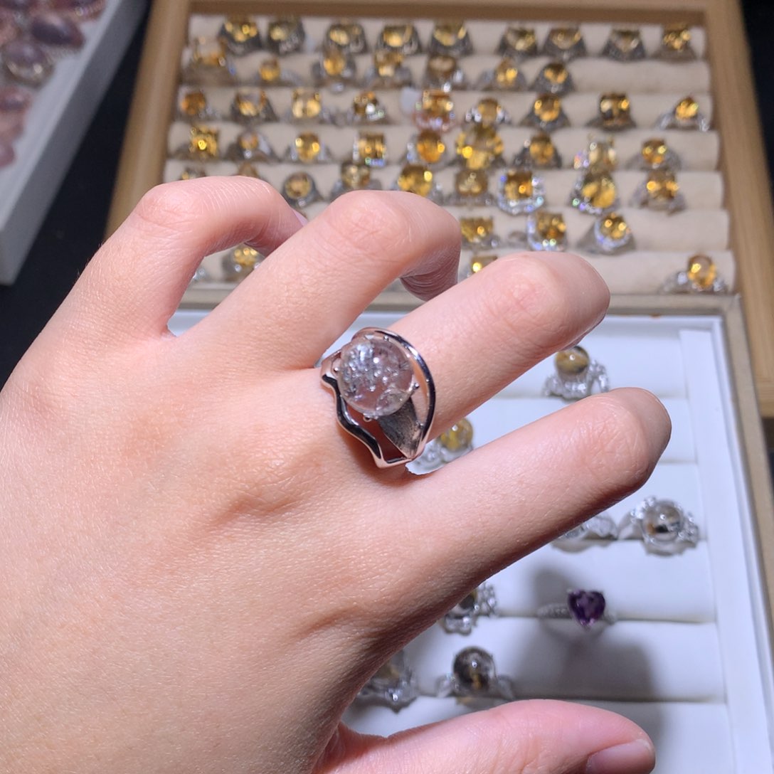 水晶戒指银S925镶嵌阳**吻戒指