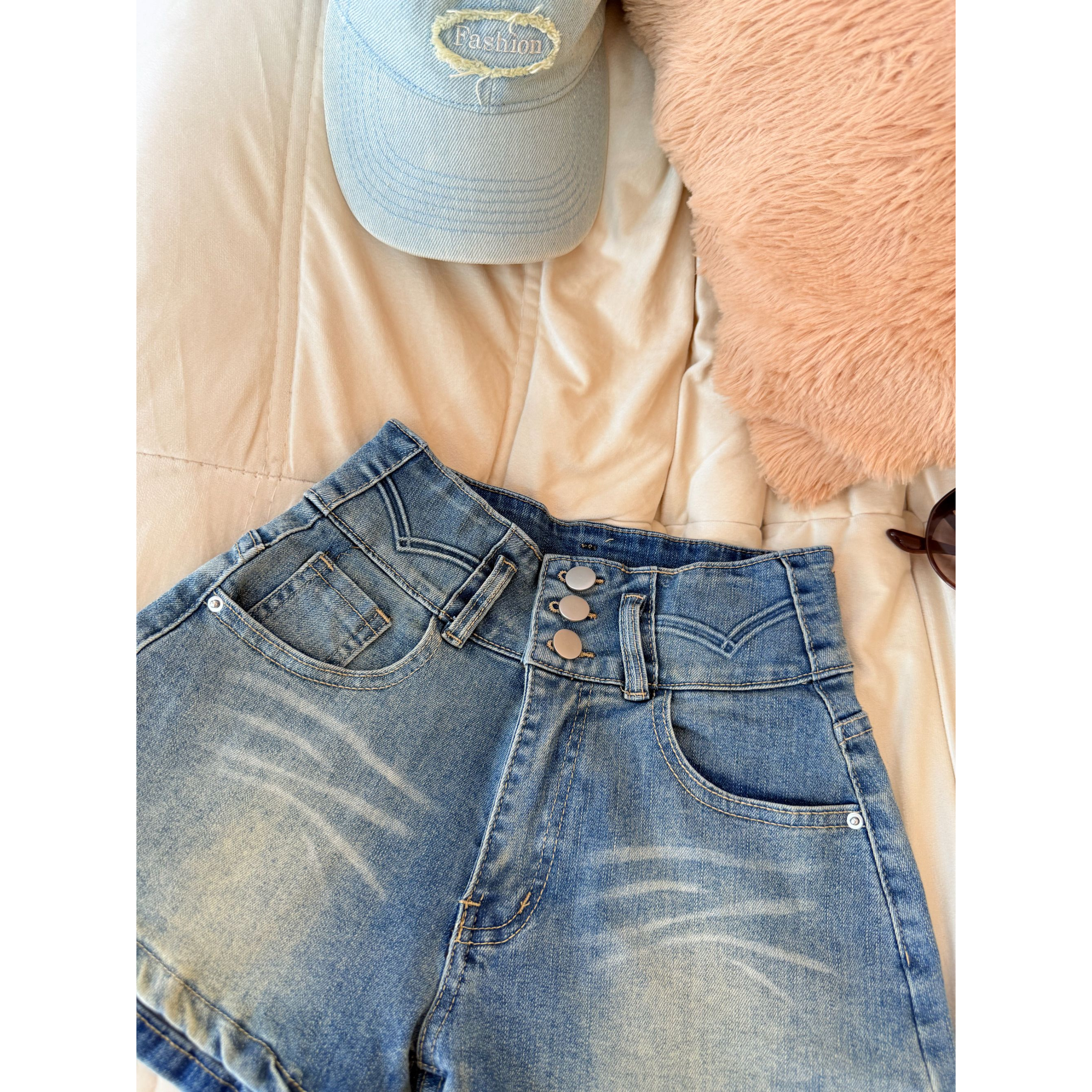 QiQi【时髦精】夏季新款薄料四面弹牛仔短裤女百搭三分裤四分裤