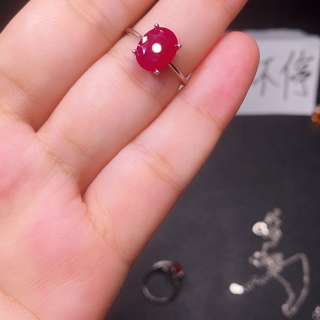 银S925镶嵌戒指红宝石