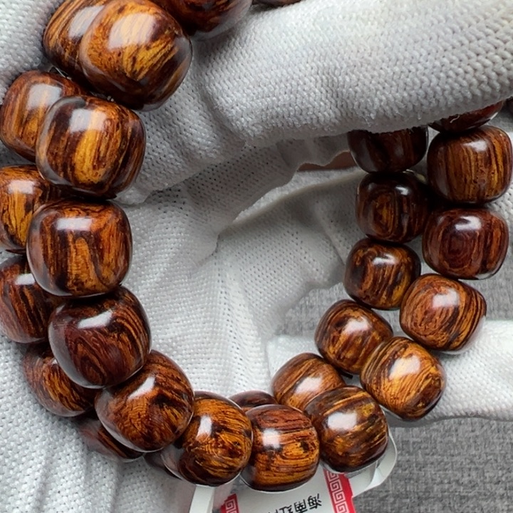 木c****出海南红降12*13黄油超超一档