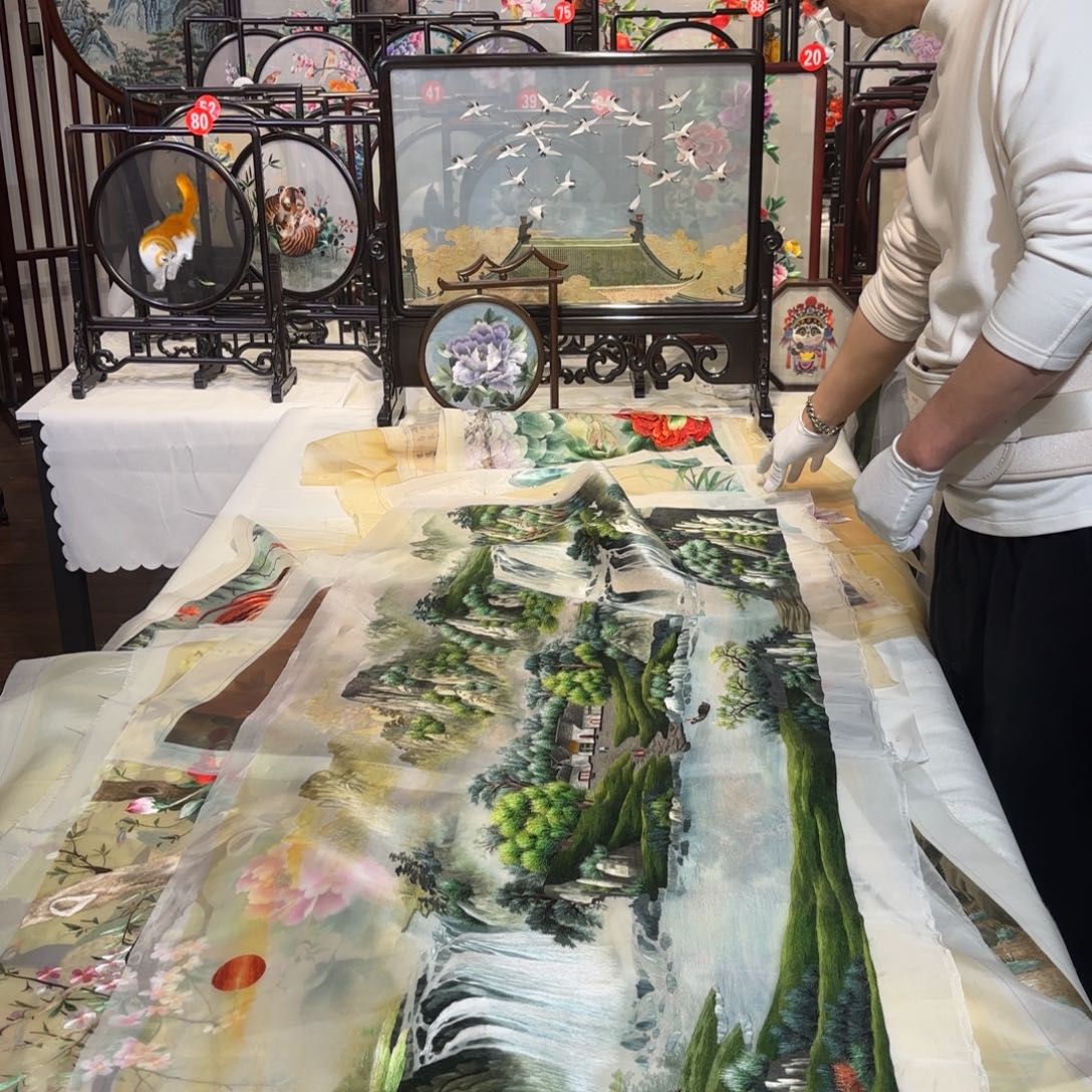 织绣纯手工制作工艺