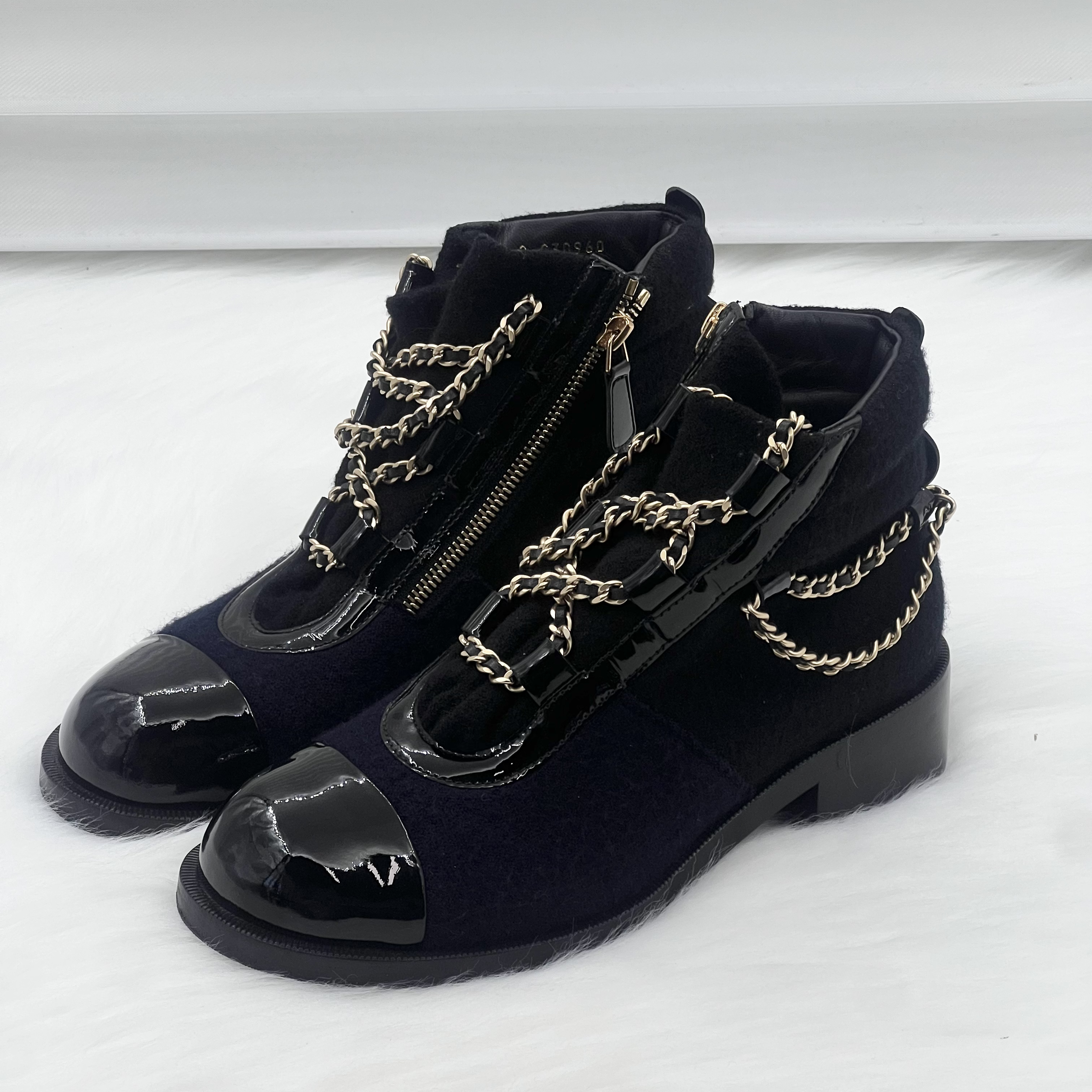 99新 Chanel/香奈儿 皮穿链短靴 39码 公价1.3w j1043