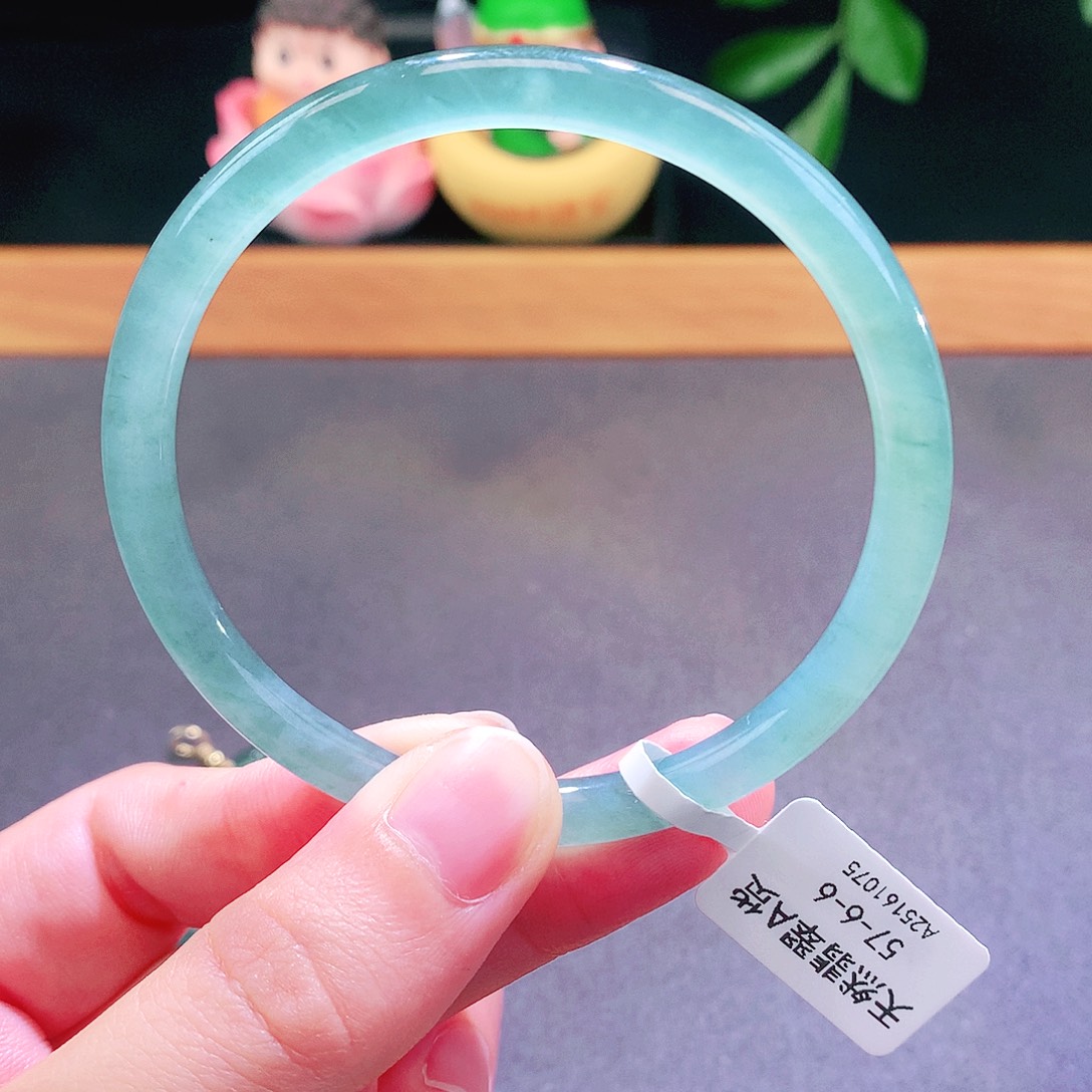 翡翠未镶嵌手镯天然翡翠