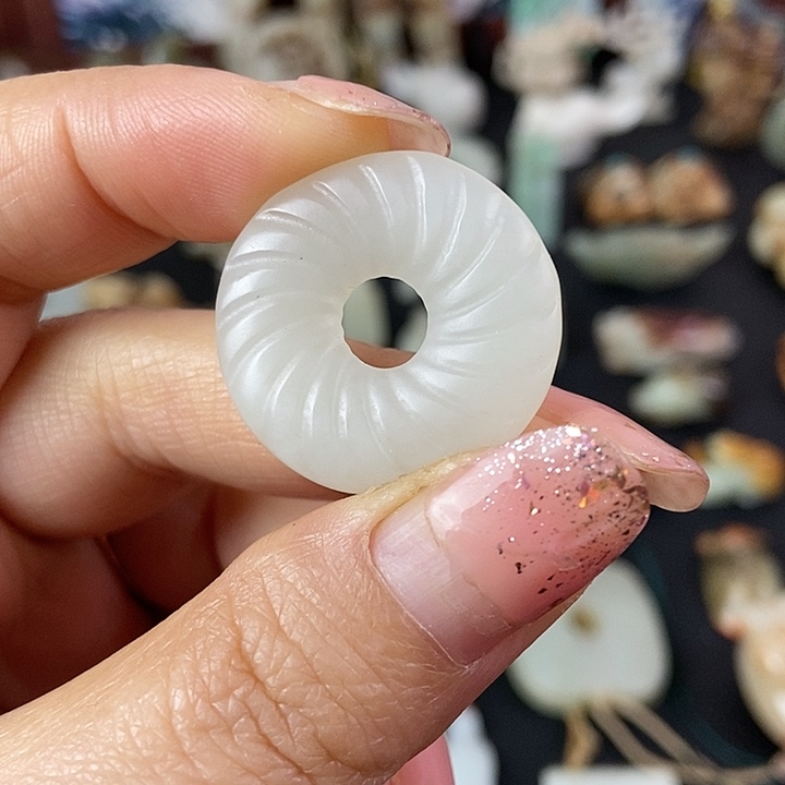 和田玉（糖玉）挂件未镶嵌