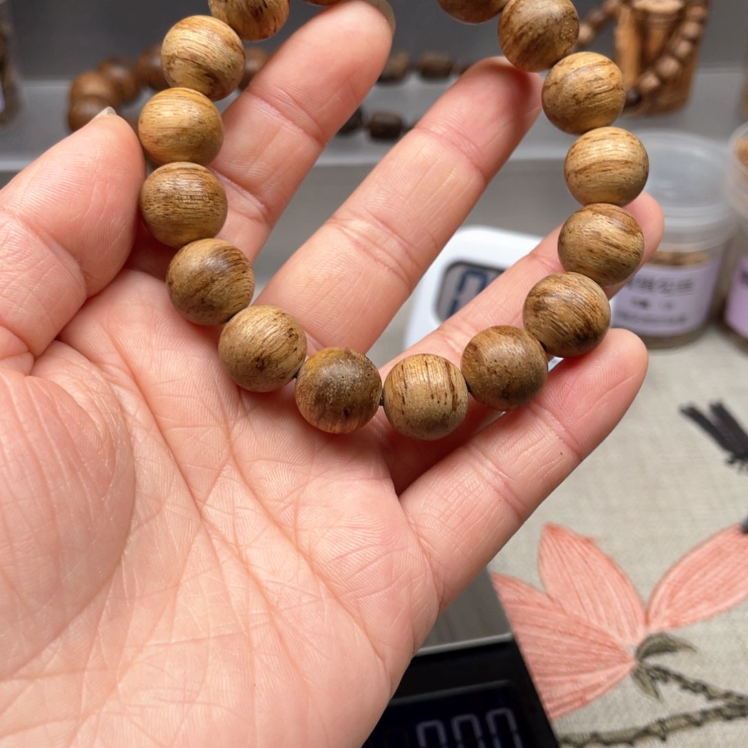 【闪购商品】沉香手串m***b达拉干1.2+        