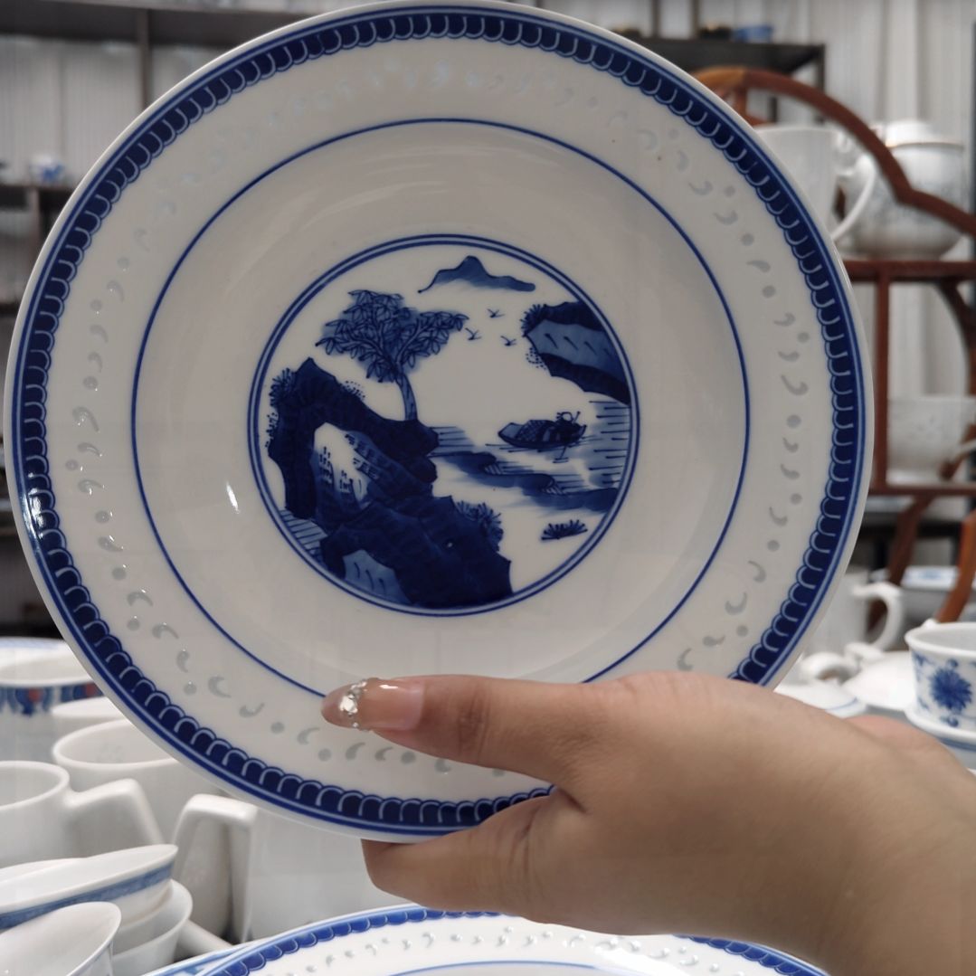 瓷手绘康熙山水8寸深盘一个