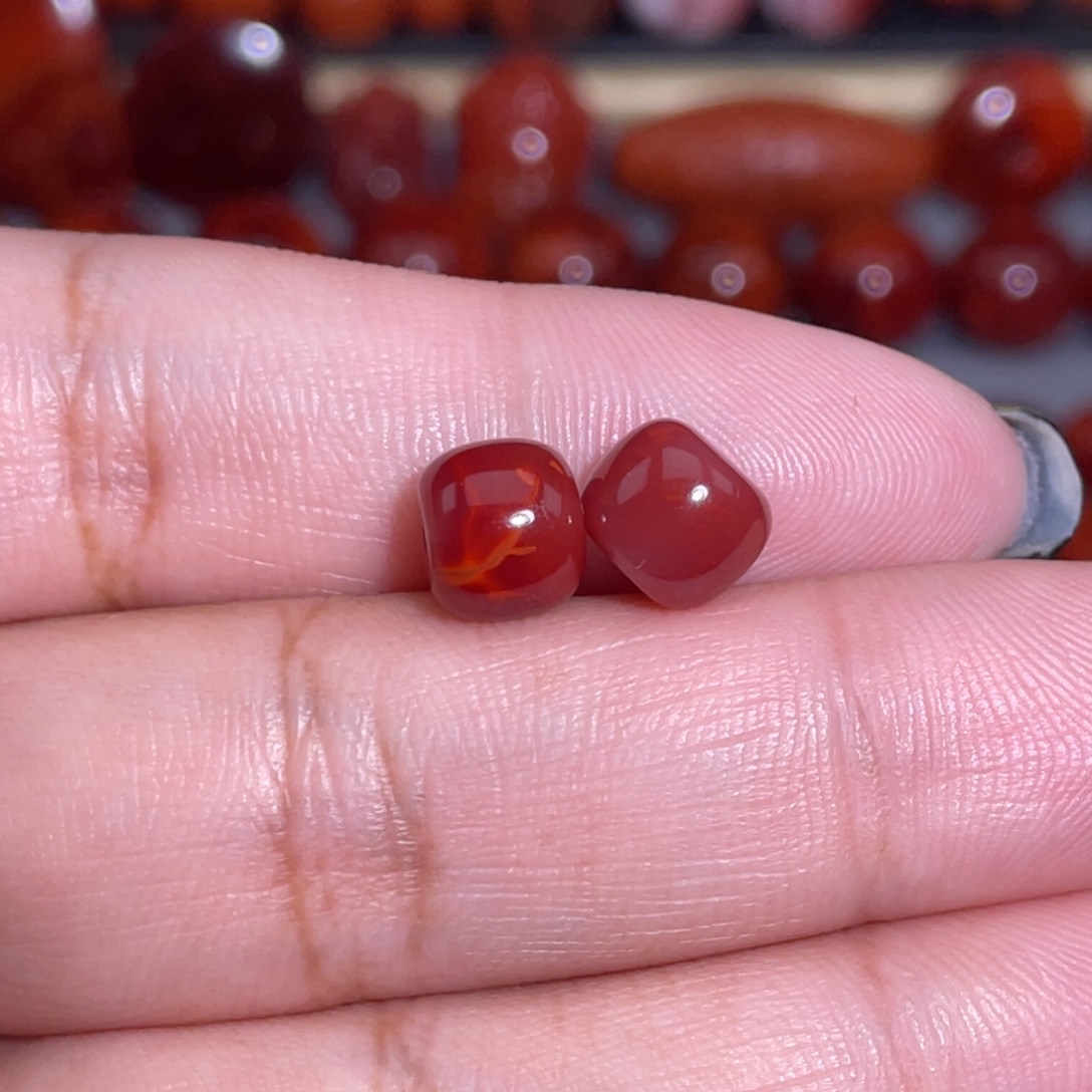 卍***卍南红玛瑙未镶嵌老型