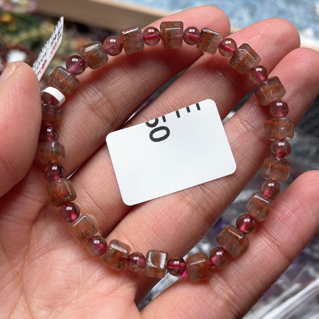 水晶多样性发一只未镶嵌