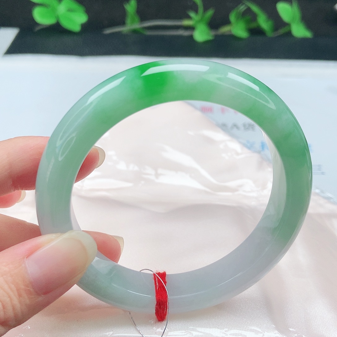 未镶嵌手镯翡翠58圈