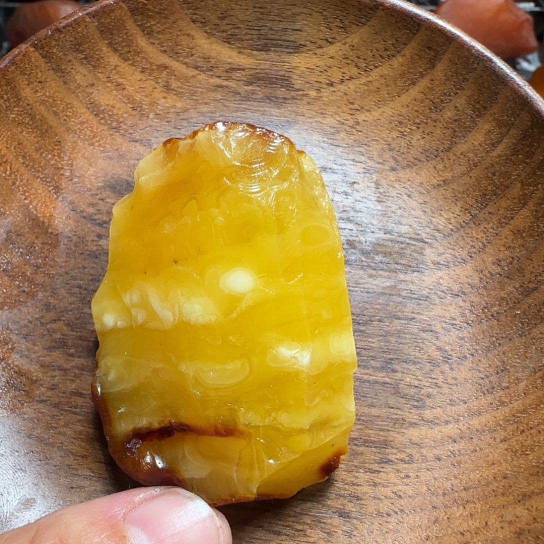 未镶嵌定制琥珀Z****8专属定制