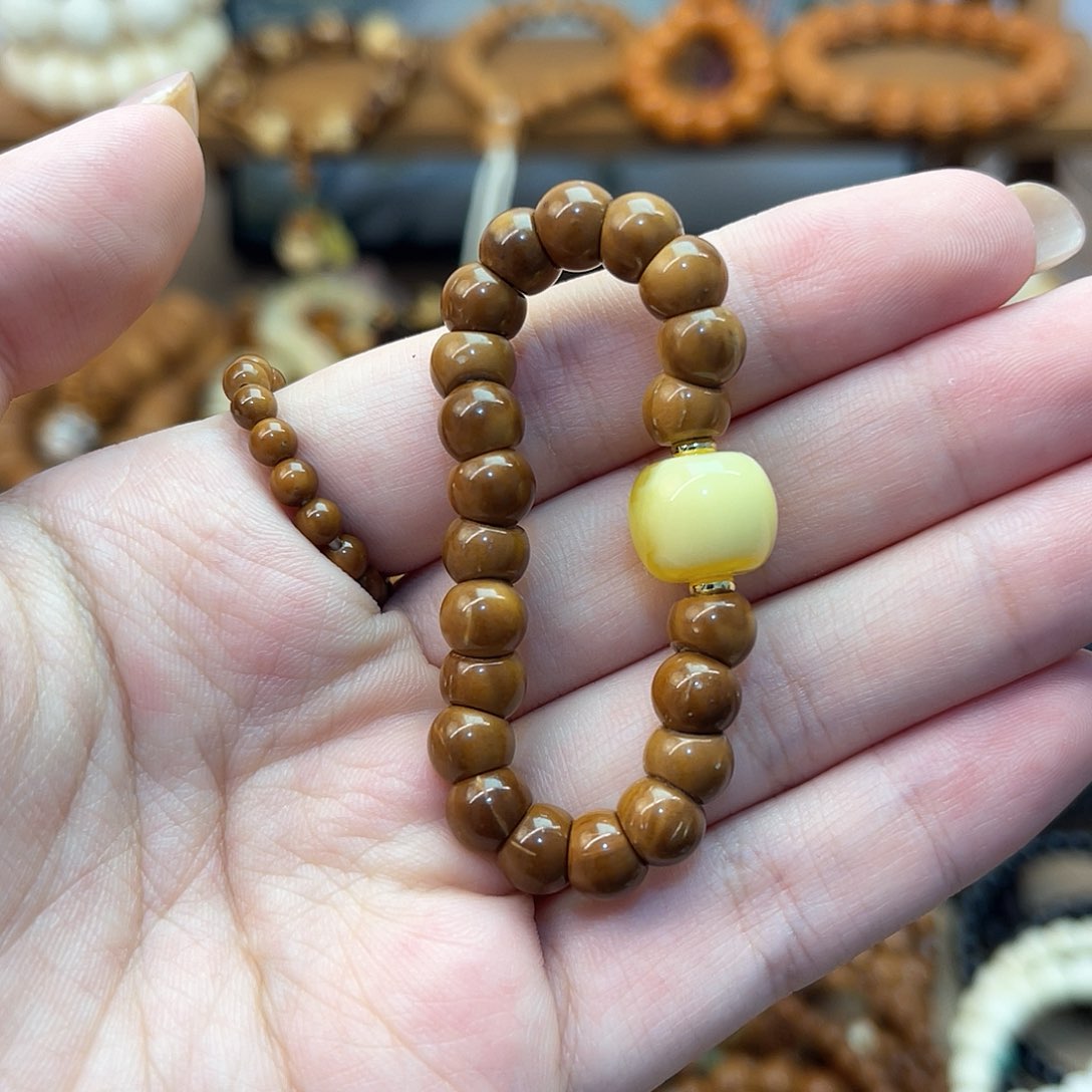 库克手串手捻搭配蜜小蜡