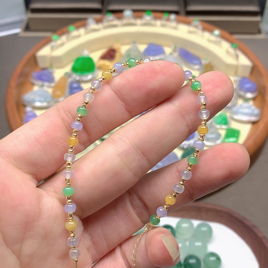 翡翠颈饰18K金镶嵌手链