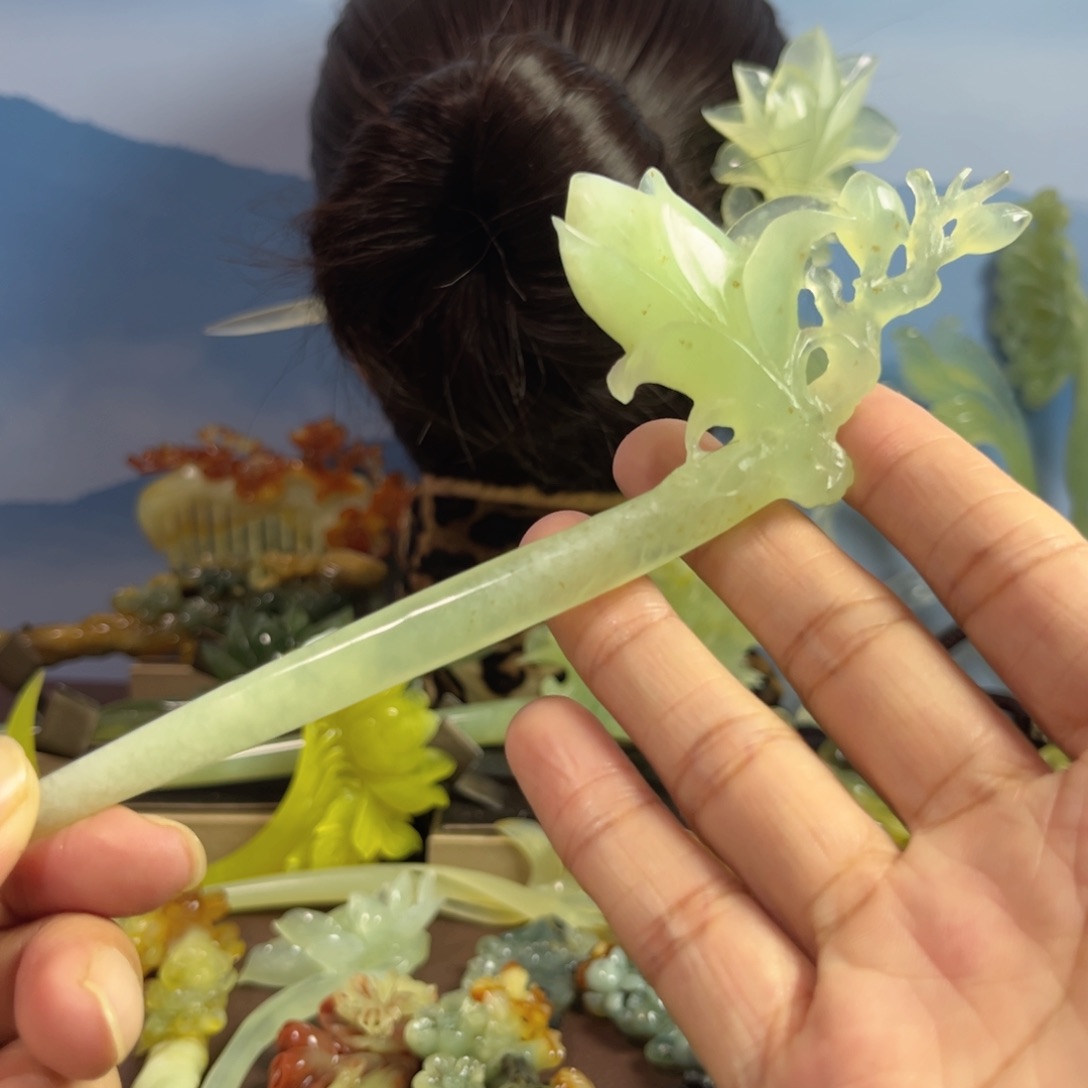 蛇纹石玉发饰合金