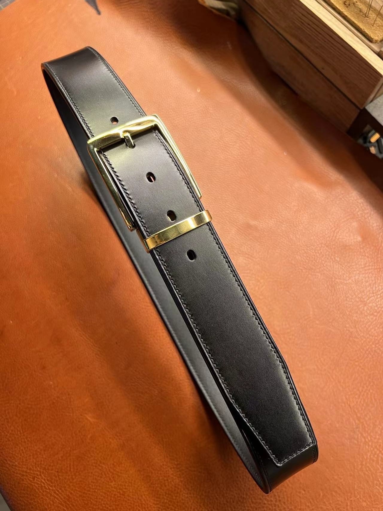 手工不锈钢针扣+单层男士经典马缰商务休闲牛仔头层牛皮真皮腰带