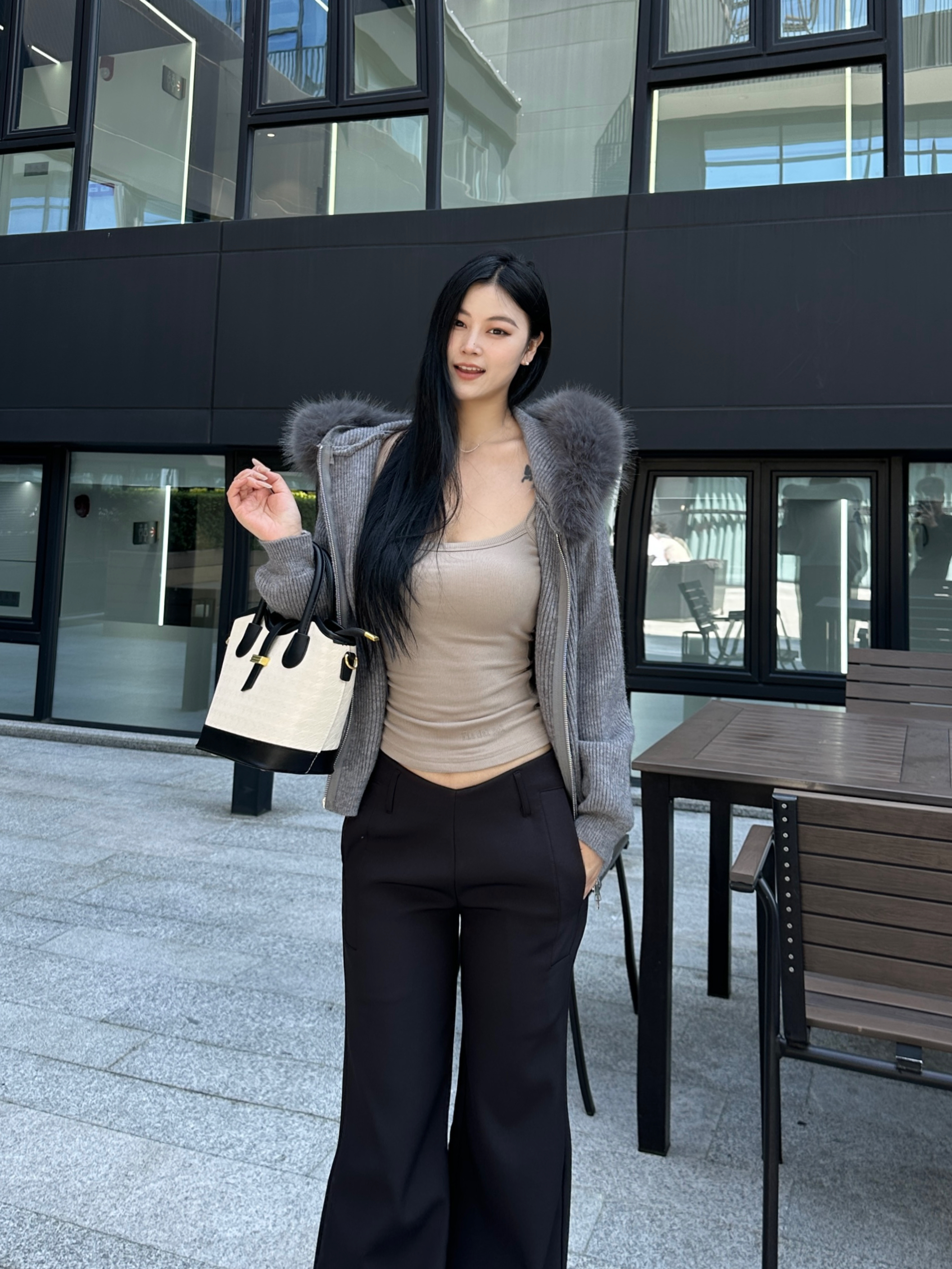 【林林】针织连帽宽松型长袖冬季毛针织衫时尚毛领女装修身