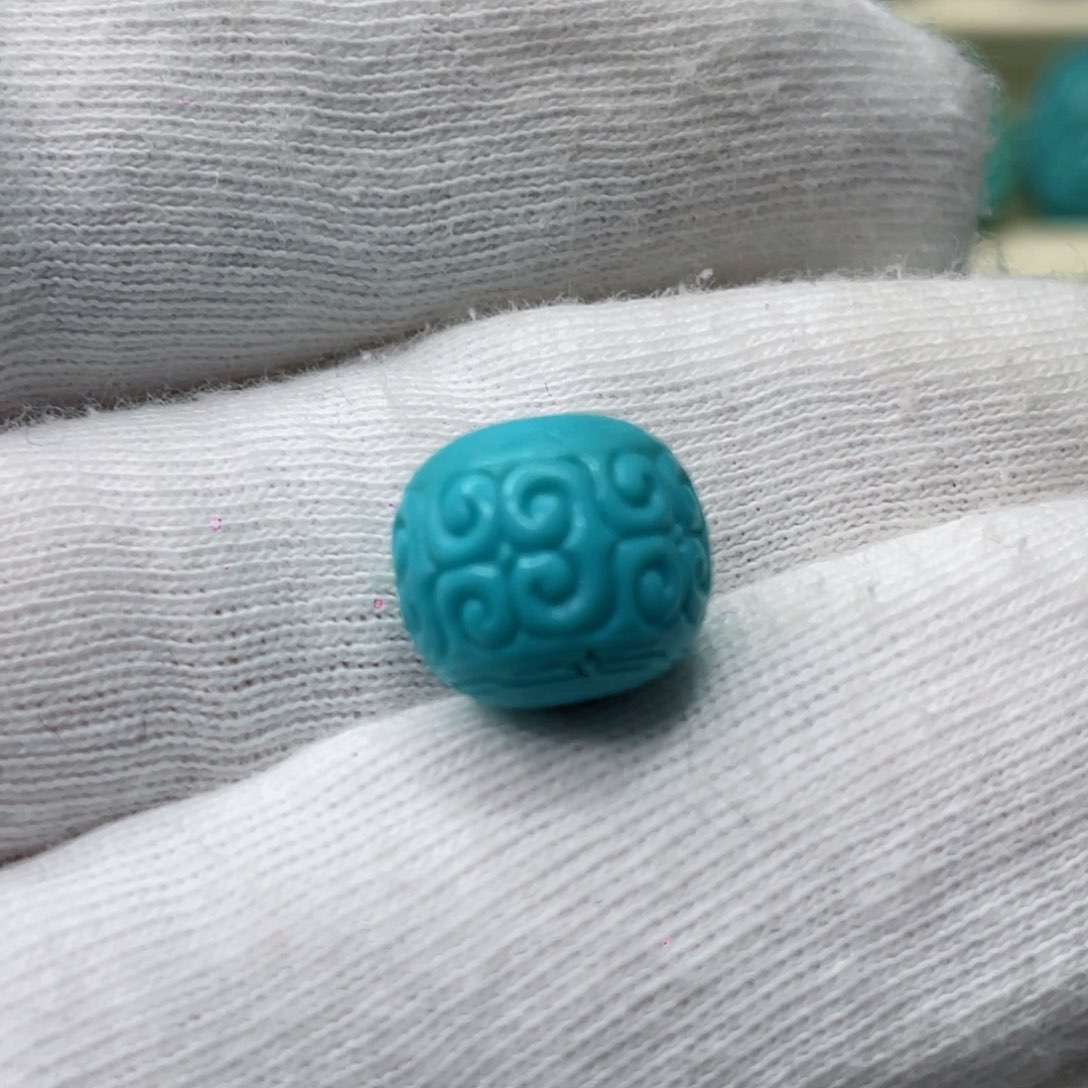 绿松石未镶嵌颈饰小***.卡11.8-10.5