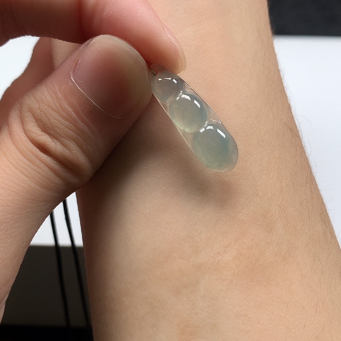 翡翠未镶嵌手链翡翠