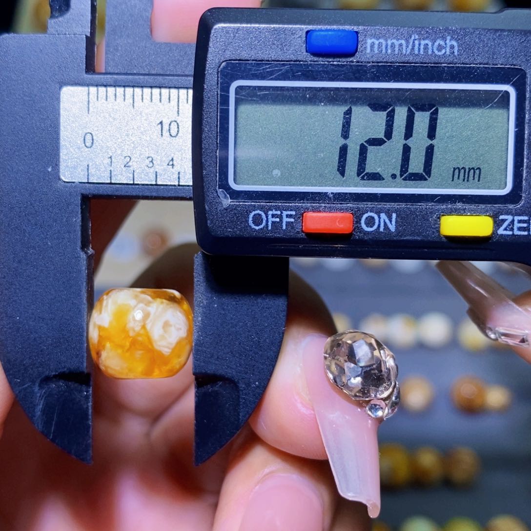 琥珀裸石未镶嵌琥珀蜜蜡