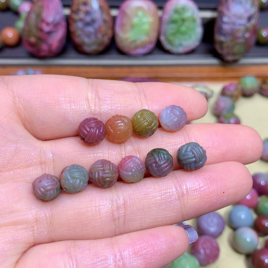 玛瑙挂件未镶嵌盐源