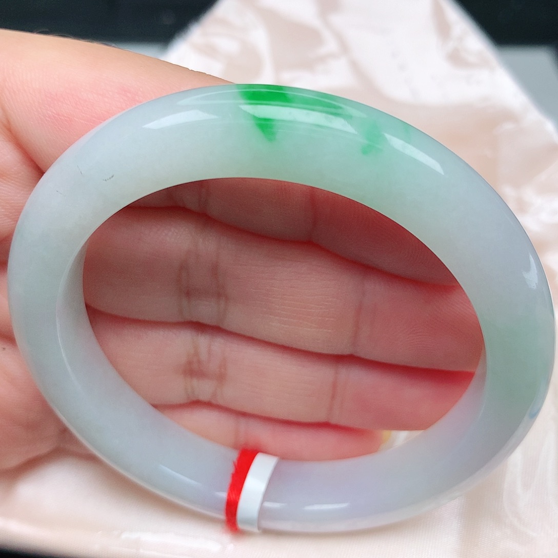 未镶嵌手镯翡翠28白底青
