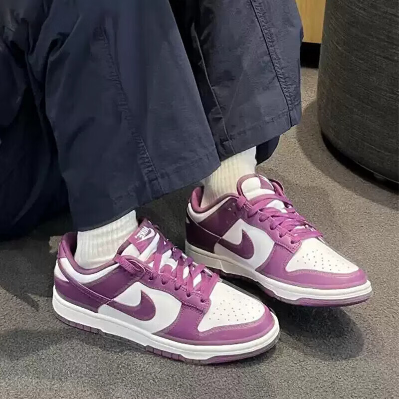 耐克NIKE DUNK LOW RETRO男子舒适透气运动板鞋DV0833-107