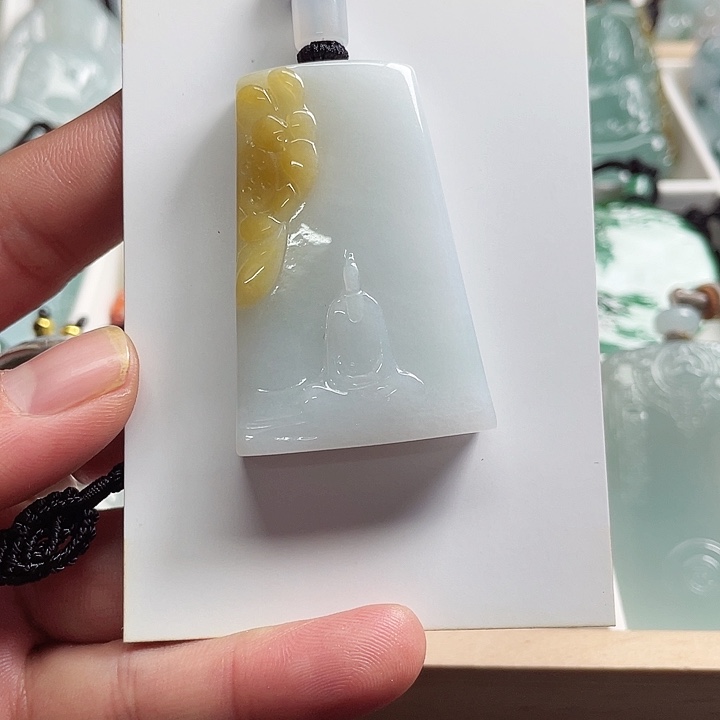 翡翠颈饰未镶嵌远*翡翠商品链接125569874523