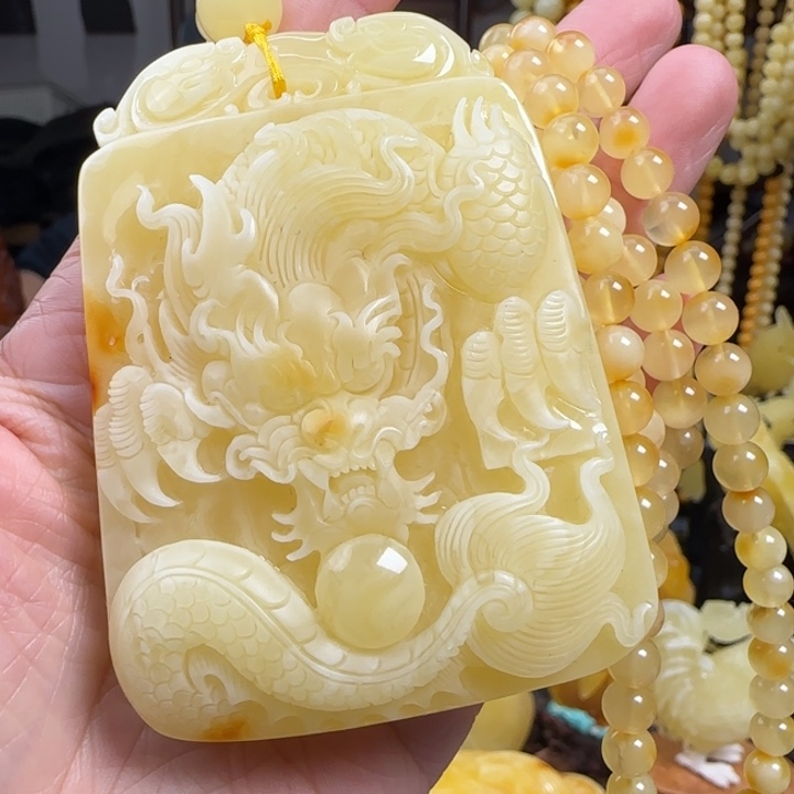蜜蜡珠宝奇石未镶嵌