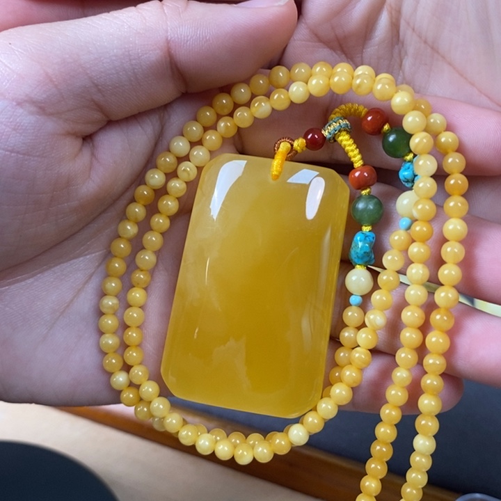 未镶嵌琥珀裸石无事牌