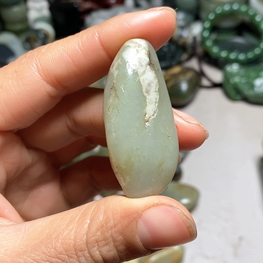 未镶嵌和田玉（糖玉）珠宝半成品草**飞