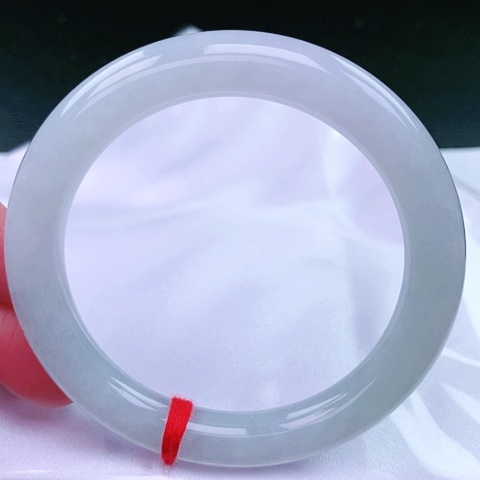 翡翠手镯（圆镯）未镶嵌65号