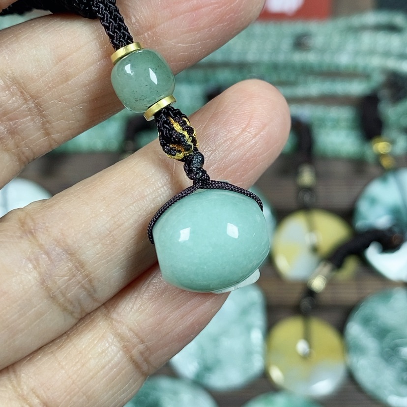 【闪购商品】翡翠颈饰未镶嵌玉吊坠翡翠玉路路通