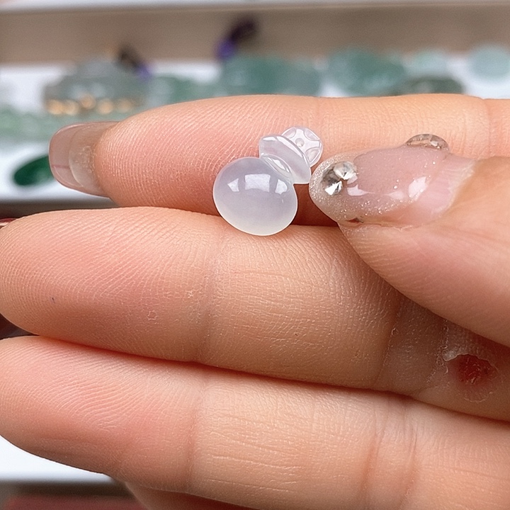 翡翠颈饰未镶嵌898888999