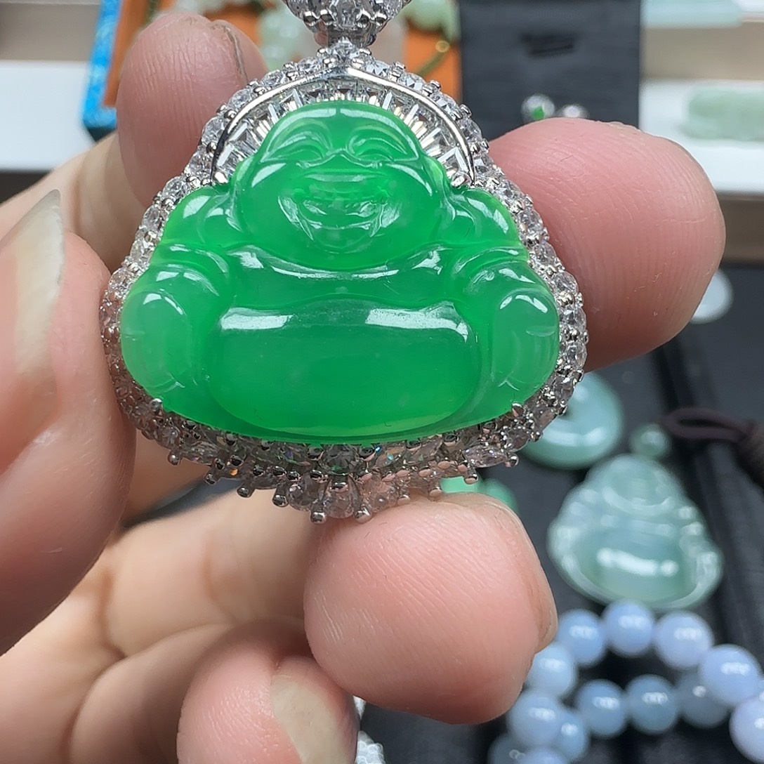 翡翠银S800镀金镶嵌颈饰